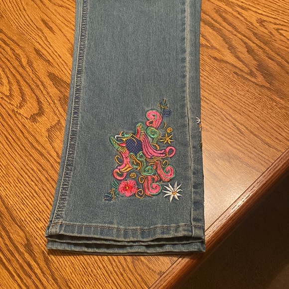 Venus jeans size 8/29 so unique never worn - Picture 6 of 7